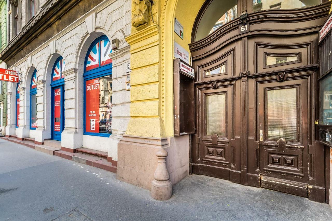 Rakoczi61 Central Apartment With Sauna Budapest Esterno foto